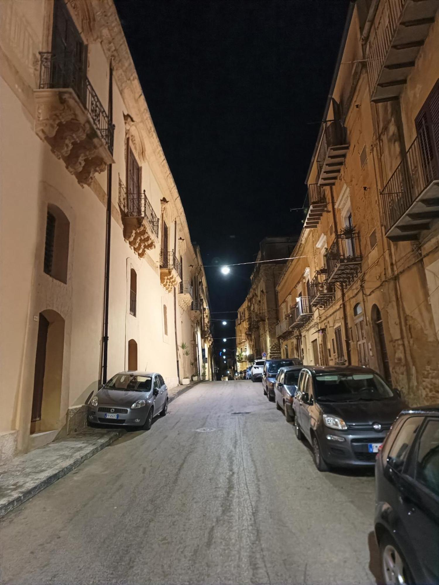 Afena Rent Bedrooms Agrigento Exterior photo